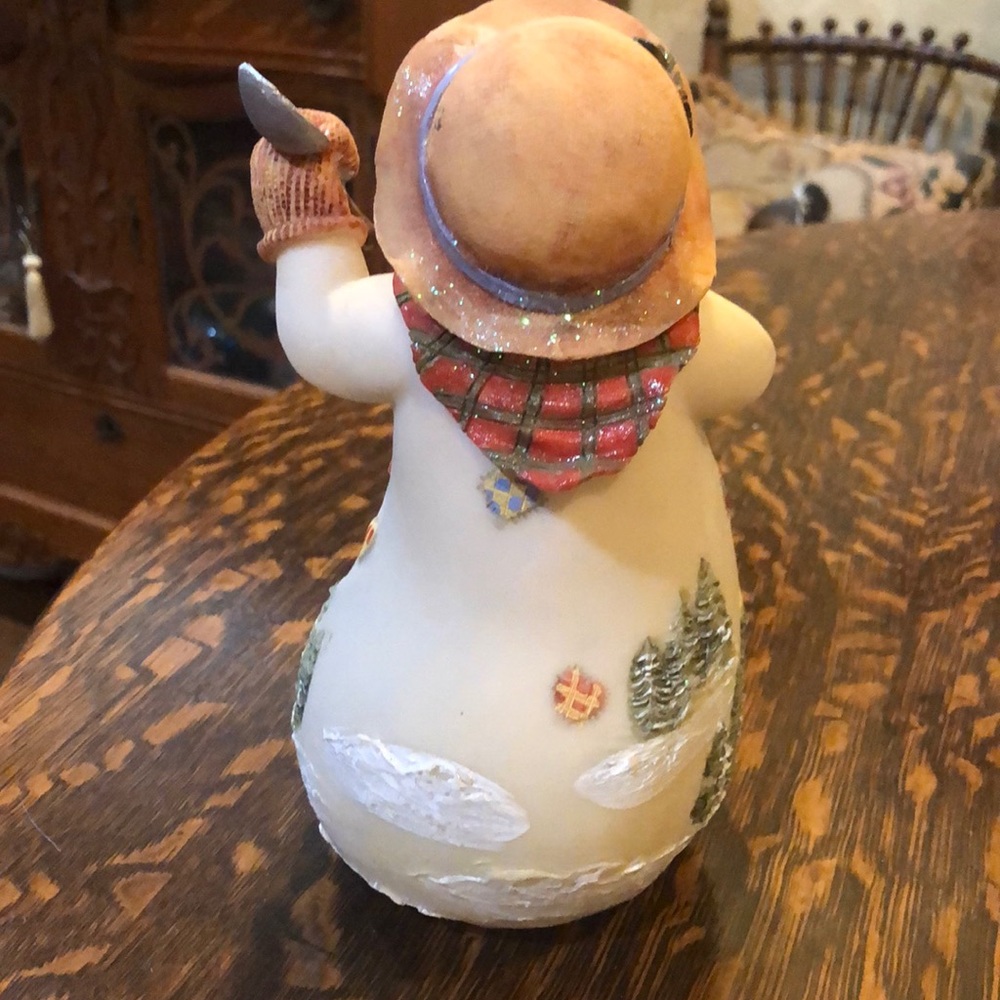 Adorable Snowlady - Picture 3 of 7